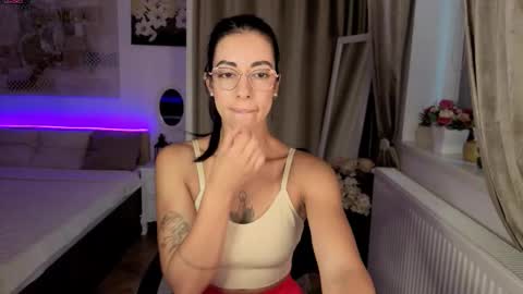 Evelyn Voss online show from September 2025 08:03:01 AM