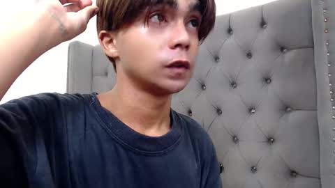 Xyrien online show from September 2025 09:58:02 AM