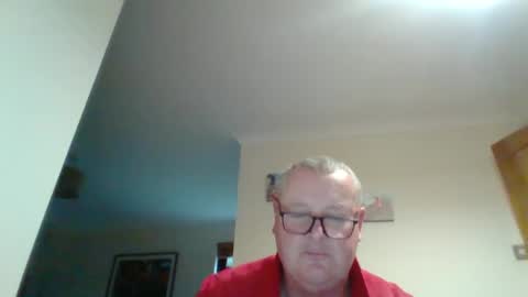 curiousax77 online show from December 2024 01:21:01 PM