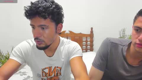 curioustr8twink online show from November 2025 10:32:01 PM