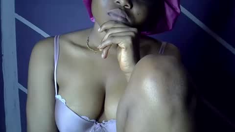 curly b online show from October 2025 06:19:01 AM
