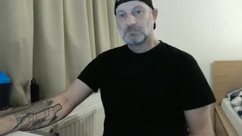 Snapshot of curman85 chatting on January 2025 11:49:02 PM Curman85 online show from January 2025 11:49:02 PM