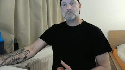 Snapshot of curman85 chatting on January 2025 12:17:01 AM Curman85 online show from January 2025 12:17:01 AM