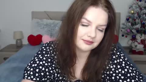 curvyanna13 online show from December 2024 01:27:02 PM
