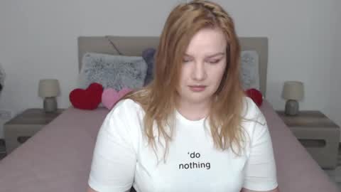 curvyanna13 online show from February 2025 04:14:02 PM
