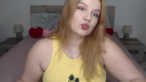 curvyanna13 online show from March 2025 05:18:01 PM