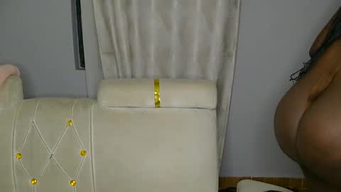 Snapshot of curvyebony1 chatting on September 2025 02:26:01 AM curtis online show from September 2025 02:26:01 AM