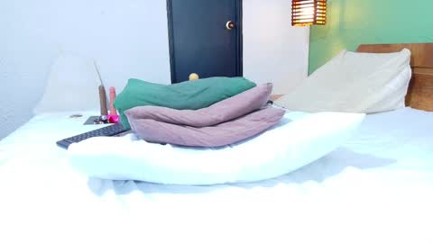 Snapshot of curvyebonyy_ chatting on February 2025 11:51:02 PM Danna online show from February 2025 11:51:02 PM