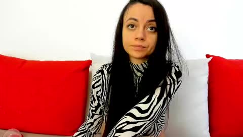 Snapshot of cute_angel95 chatting on February 2025 11:36:01 AM cute_angel95 online show from February 2025 11:36:01 AM
