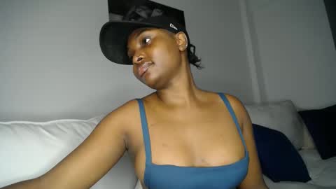 Liya online show from February 2025 06:27:02 PM