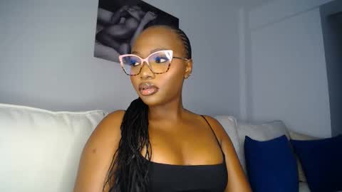 Liya online show from February 2025 09:54:02 AM