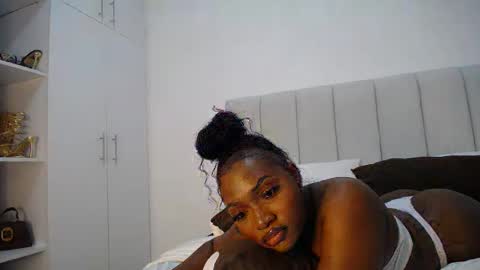Liya online show from March 2025 05:28:02 PM