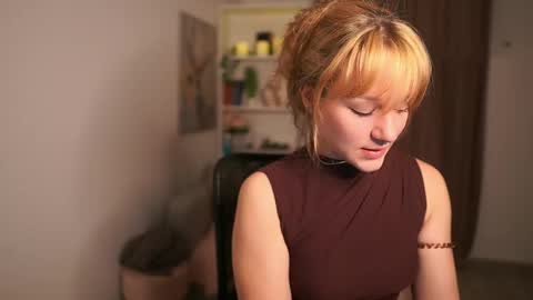 Coco online show from November 2025 08:19:02 PM