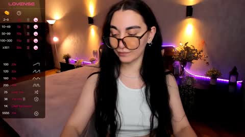 Snapshot of cute_chus chatting on December 2024 10:17:02 AM Hanna online show from December 2024 10:17:02 AM