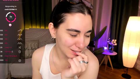 Snapshot of cute_chus chatting on December 2024 02:20:02 AM Hanna online show from December 2024 02:20:02 AM