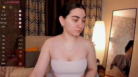 Snapshot of cute_chus chatting on March 2025 02:01:02 AM Hanna online show from March 2025 02:01:02 AM