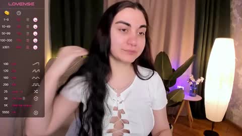 Snapshot of cute_chus chatting on March 2025 02:09:02 AM Hanna online show from March 2025 02:09:02 AM