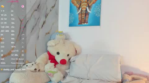          online show from October 2025 09:39:02 PM