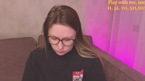Snapshot of cute_darina chatting on November 2025 01:38:02 AM Everyday stream in the same time online show from November 2025 01:38:02 AM