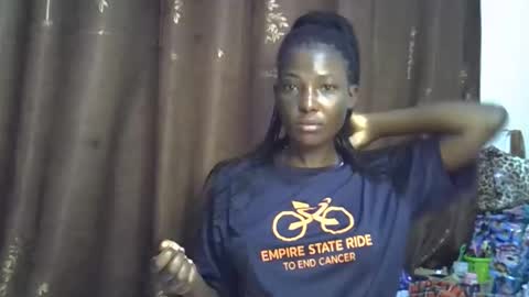 Snapshot of cute_emmy1 chatting on November 2025 04:37:01 AM cute_emmy1 online show from November 2025 04:37:01 AM