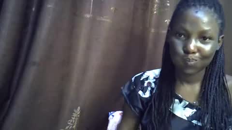 Snapshot of cute_emmy1 chatting on November 2025 08:20:01 PM cute_emmy1 online show from November 2025 08:20:01 PM