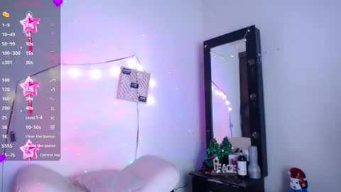 Snapshot of cute_horny12 chatting on November 2025 04:33:02 AM Cute horny1 online show from November 2025 04:33:02 AM