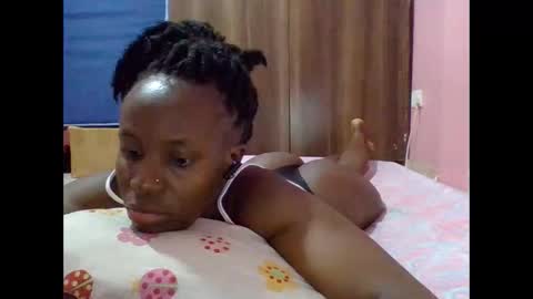 Snapshot of cute_lizah chatting on January 2025 12:43:02 AM cute_lizah online show from January 2025 12:43:02 AM