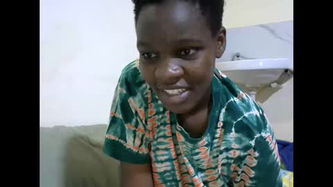 cute_marion online show from September 2025 04:50:01 AM