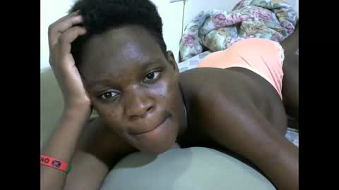 cute_marion online show from November 2025 01:43:02 PM