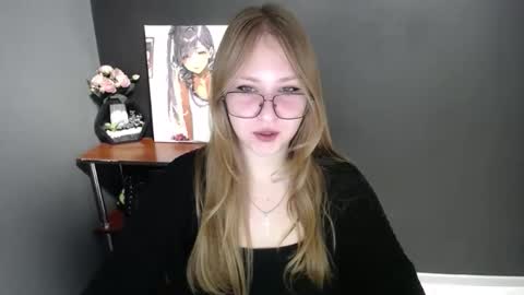 Veronica online show from October 2025 08:49:01 AM