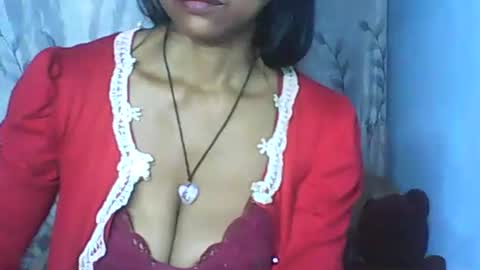 Snapshot of cute_moll chatting on October 2025 07:31:01 AM murielle online show from October 2025 07:31:01 AM