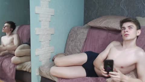 Snapshot of cute_oliver chatting on February 2025 09:28:01 PM Oliver online show from February 2025 09:28:01 PM