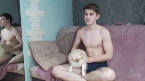 Snapshot of cute_oliver chatting on February 2025 12:10:02 AM Oliver online show from February 2025 12:10:02 AM
