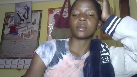 SHARON online show from November 2025 08:08:01 PM