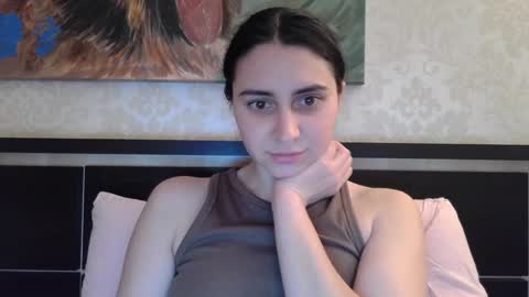 Snapshot of cute_strawberry_ chatting on December 2024 05:40:02 PM cute_strawberry_ online show from December 2024 05:40:02 PM