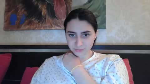 Snapshot of cute_strawberry_ chatting on February 2025 05:50:02 PM cute_strawberry_ online show from February 2025 05:50:02 PM