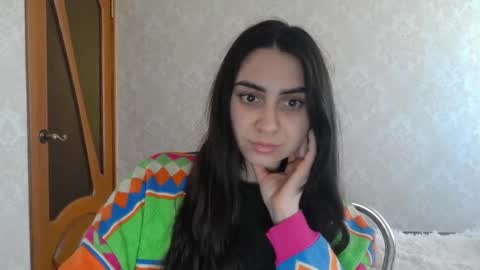 Snapshot of cute_strawberry_ chatting on February 2025 09:44:01 AM cute_strawberry_ online show from February 2025 09:44:01 AM