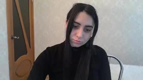 Snapshot of cute_strawberry_ chatting on February 2025 12:19:01 PM cute_strawberry_ online show from February 2025 12:19:01 PM