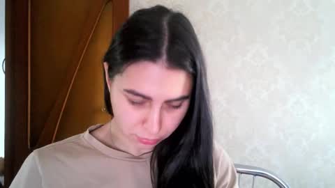 Snapshot of cute_strawberry_ chatting on September 2025 05:40:01 AM cute_strawberry_ online show from September 2025 05:40:01 AM