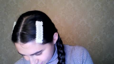 Snapshot of cute_strawberry_ chatting on October 2025 06:41:02 PM cute_strawberry_ online show from October 2025 06:41:02 PM