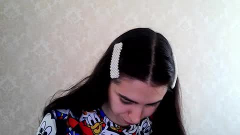 Snapshot of cute_strawberry_ chatting on November 2025 08:57:01 AM cute_strawberry_ online show from November 2025 08:57:01 AM