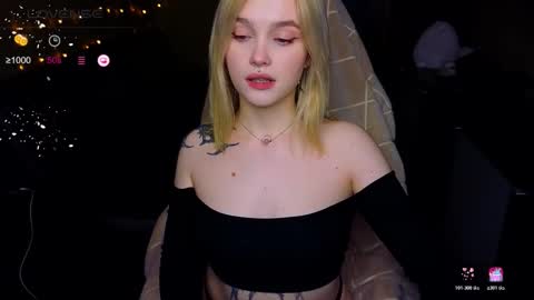 Snapshot of cute_summer_breathe chatting on October 2025 07:45:02 PM Sue online show from October 2025 07:45:02 PM