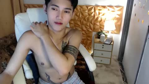 Steph online show from February 2025 05:05:02 AM