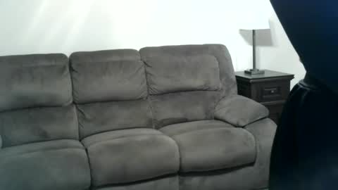 Snapshot of cutebb17 chatting on December 2025 06:04:01 PM cutebb17 online show from December 2025 06:04:01 PM