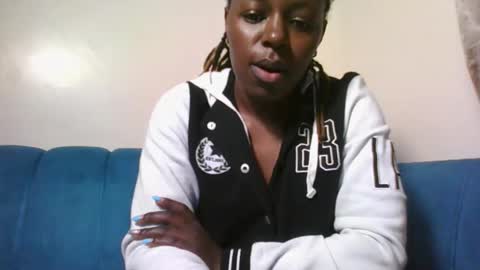 Snapshot of cuteberry87 chatting on October 2025 07:54:01 AM Cuteberry87 online show from October 2025 07:54:01 AM