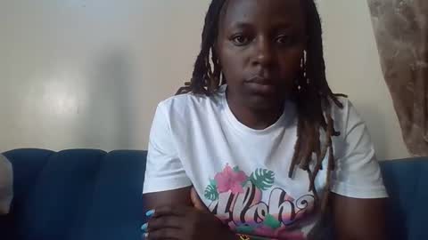 Snapshot of cuteberry87 chatting on October 2025 08:05:02 AM Cuteberry87 online show from October 2025 08:05:02 AM