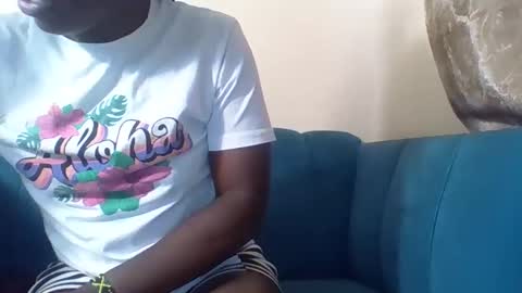 Snapshot of cuteberry87 chatting on November 2025 10:26:01 AM Cuteberry87 online show from November 2025 10:26:01 AM