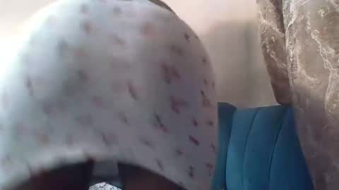 Snapshot of cuteberry87 chatting on November 2025 06:45:02 AM Cuteberry87 online show from November 2025 06:45:02 AM