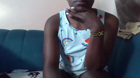 Snapshot of cuteberry87 chatting on November 2025 06:06:02 PM Cuteberry87 online show from November 2025 06:06:02 PM