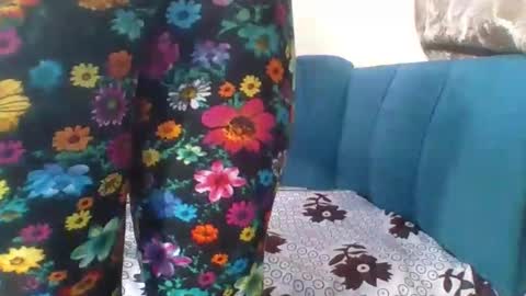 Snapshot of cuteberry87 chatting on November 2025 07:27:01 AM Cuteberry87 online show from November 2025 07:27:01 AM